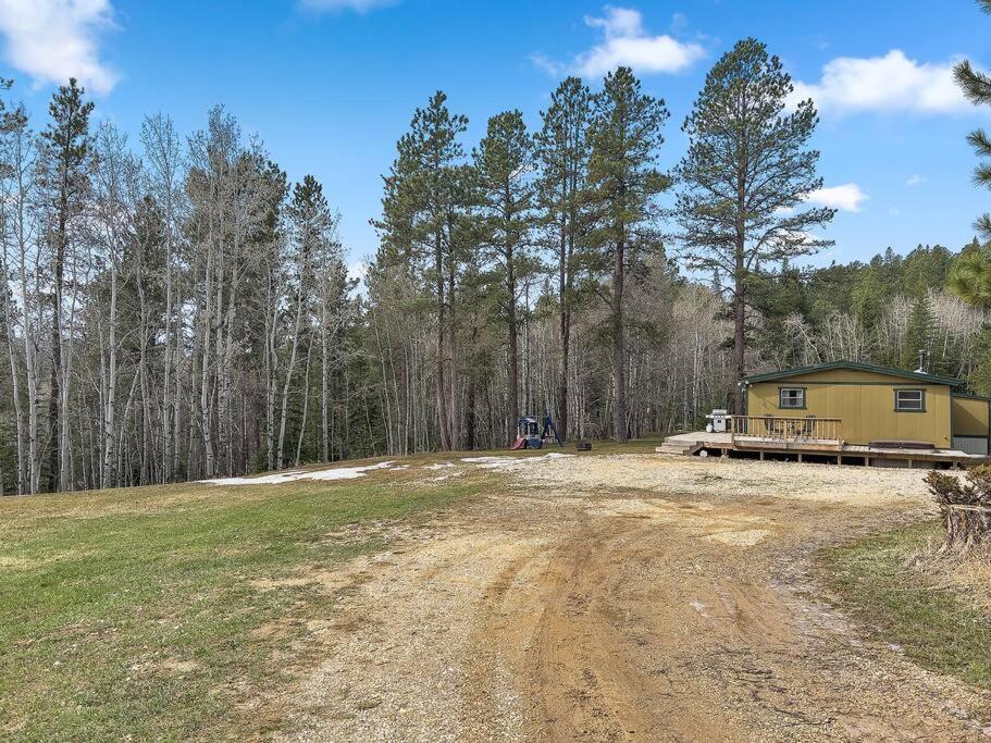 Blue Pine Retreat Villa Lead ภายนอก รูปภาพ